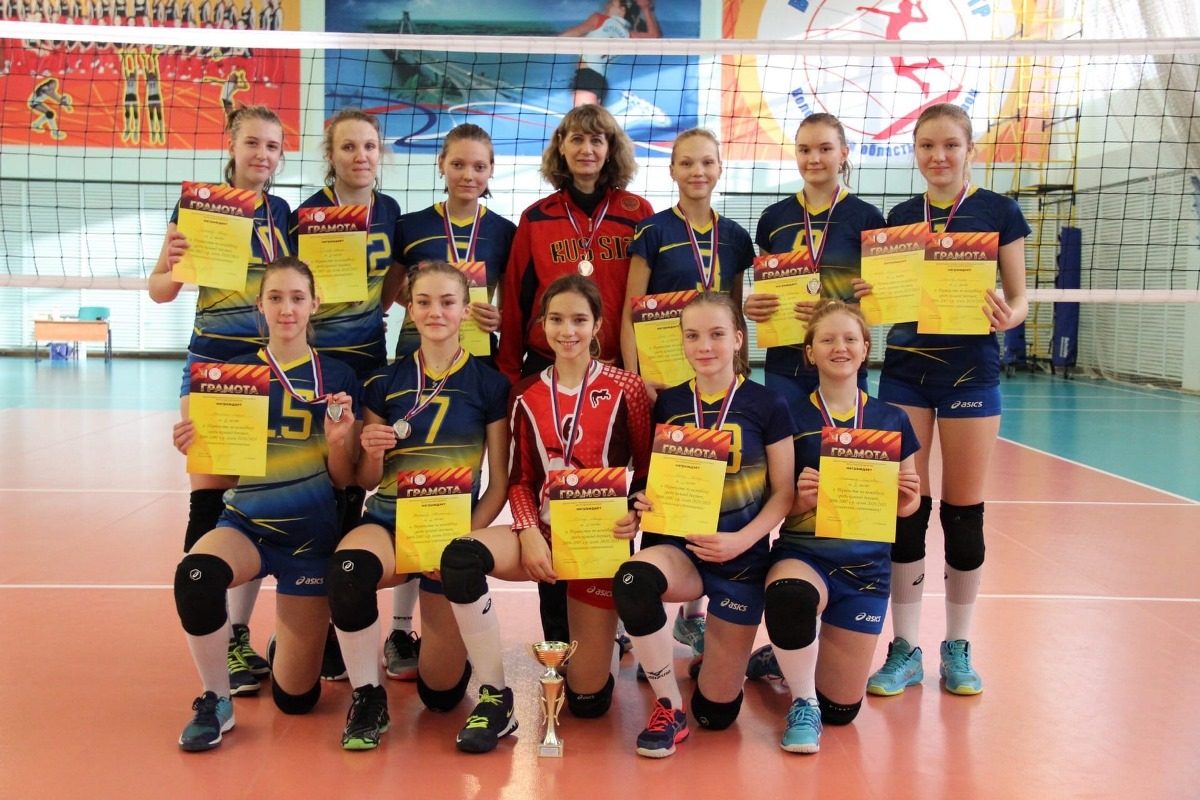Волейболистки Тверской области завоевали серебро первенства СЗФО