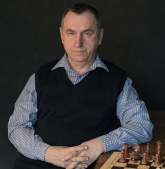 В Твери прошел турнир по шахматной композиции, посвященный 90-летию Анатолия Корнилова