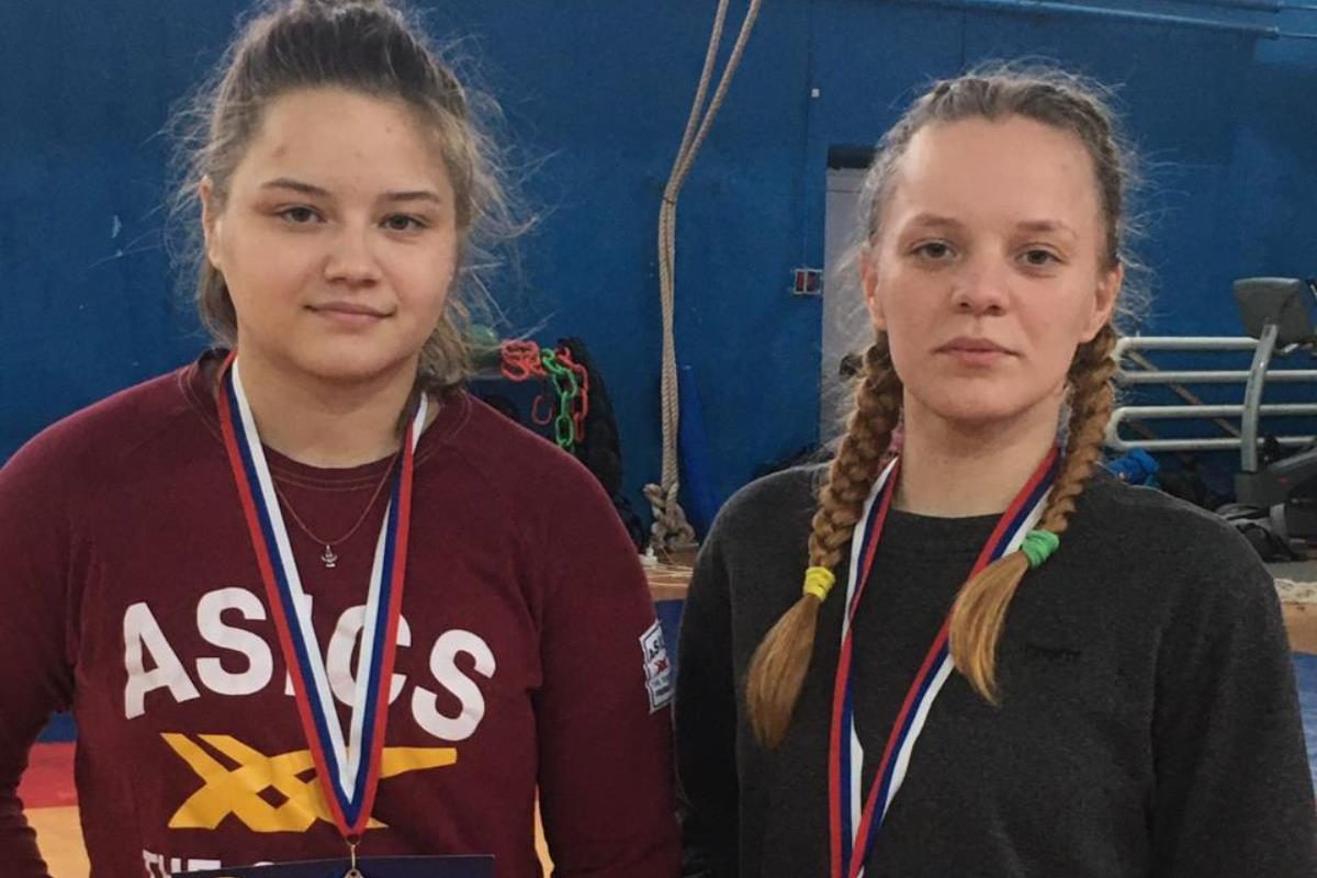 Тверские девушки завоевали медали чемпионата ЦФО по спортивной борьбе