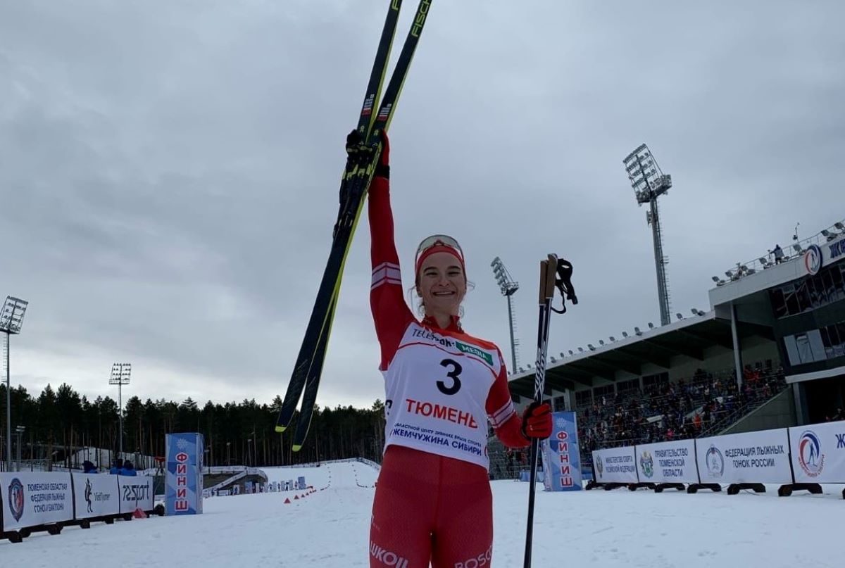 Наталья Непряева стартовала на чемпионате России с золота в спринте