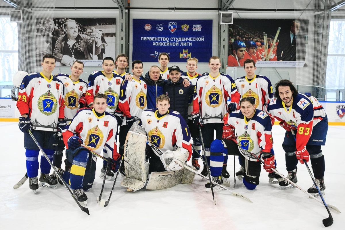 Тверские хоккеисты стали серебряными призерами Открытого первенства СХЛ