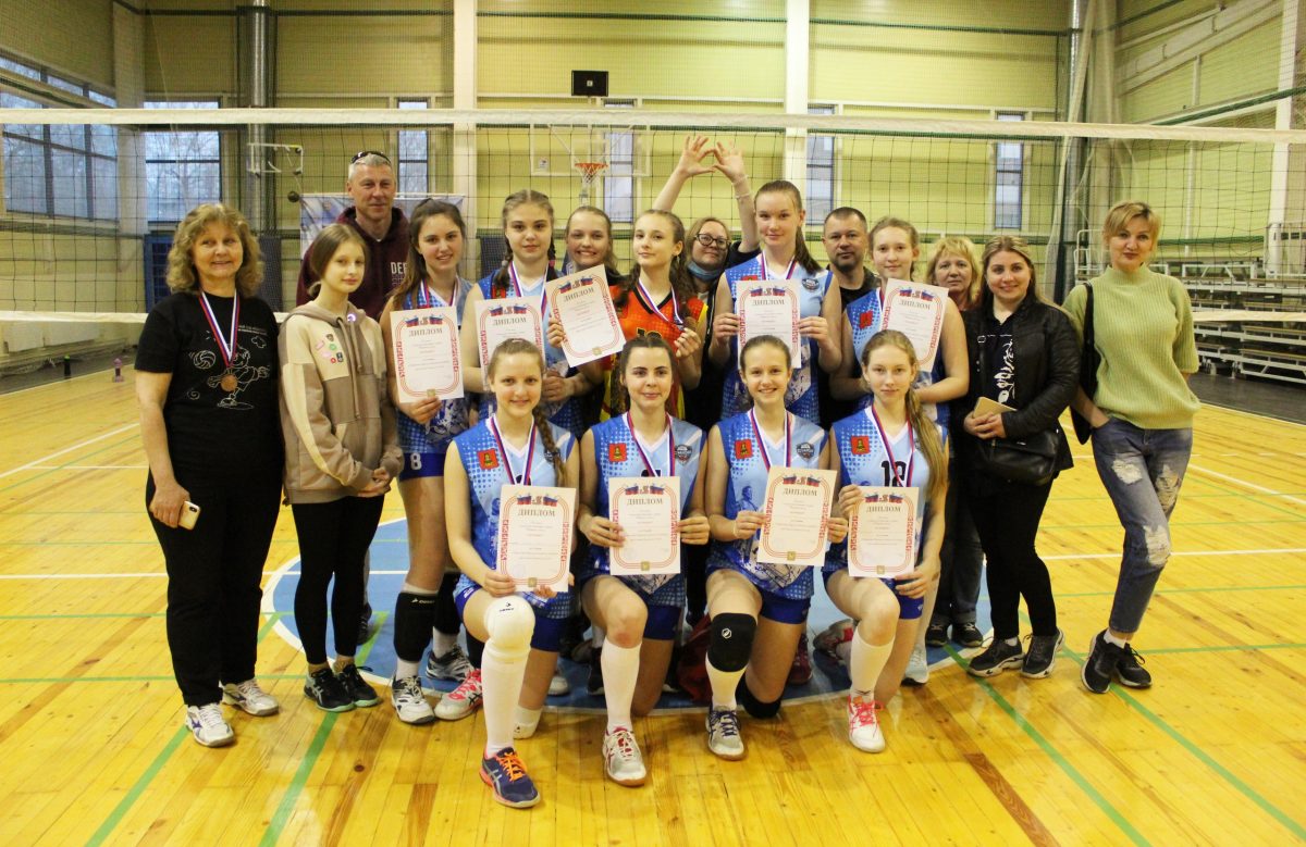 Волейболистки тверской спортшколы «Лидер» продолжили победную серию