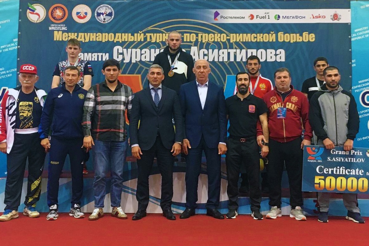Тверской борец завоевал золото и 100 000 рублей на международном турнире