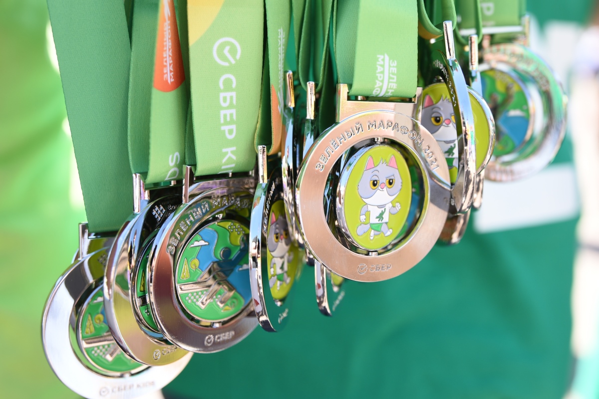 Медали зеленый