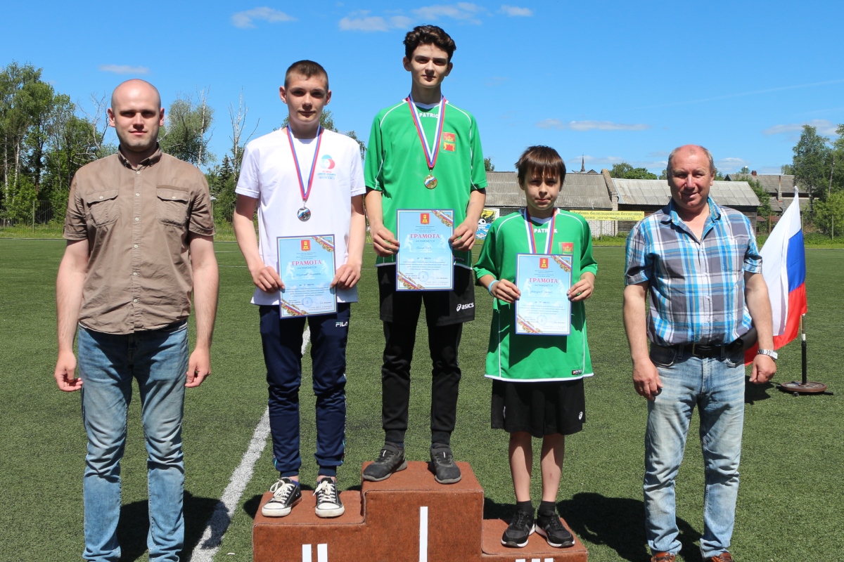 Спортсмены-школьники из Осташкова и Калининского района завоевали путевки на Черное море