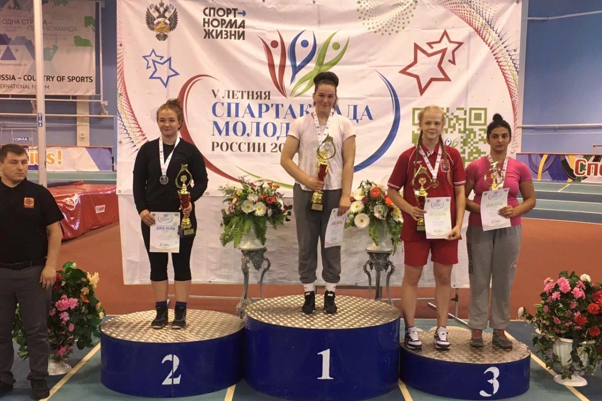 Тверская спортсменка покорила пьедестал Спартакиады молодежи России по вольной борьбе