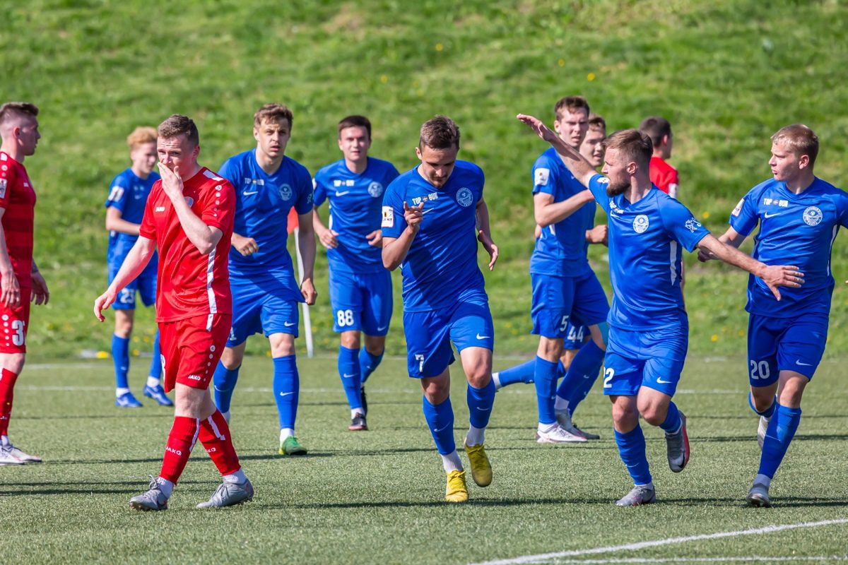 ФК «Тверь» простился с летом, забив три безответных  гола клубу из Великих Лук