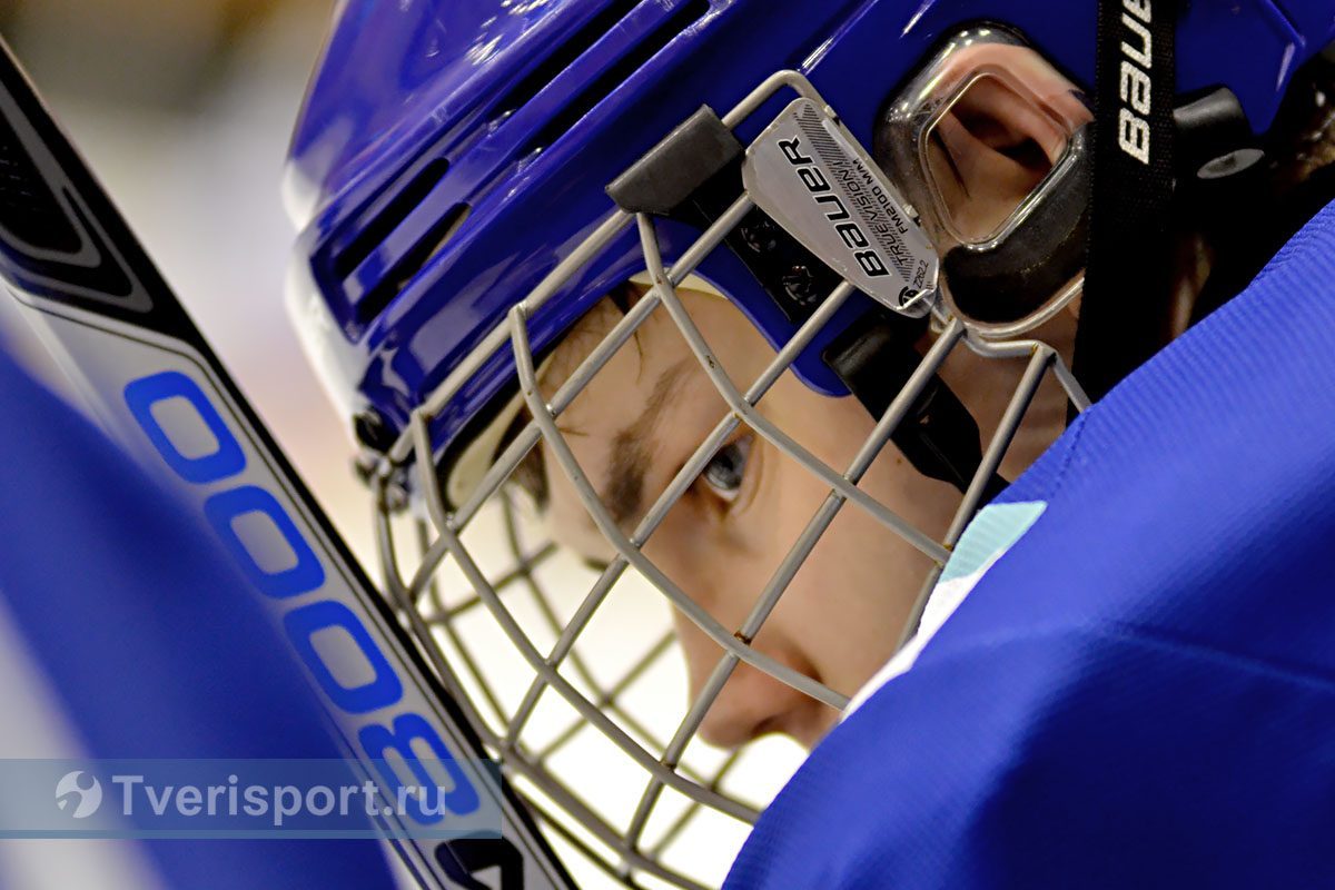 В Твери было заброшено десять шайб в матче-открытия нового сезона НМХЛ