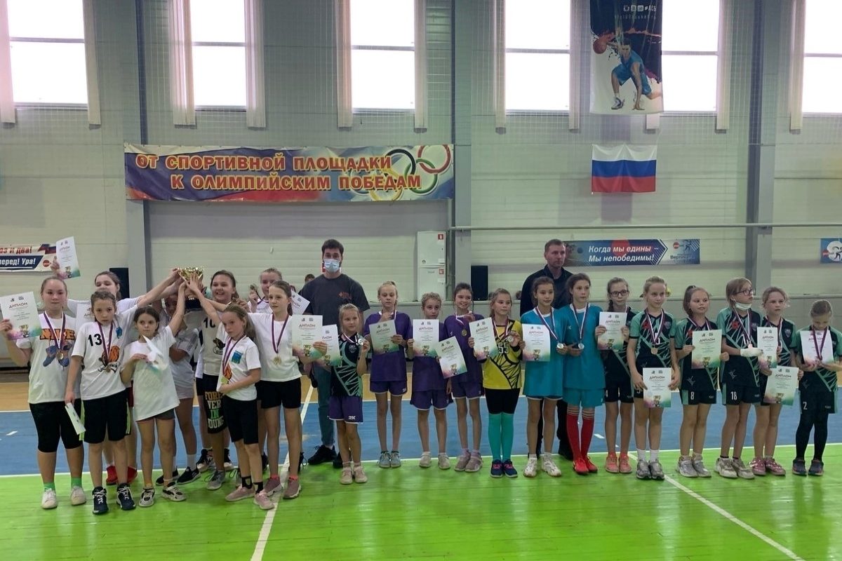 Школьники ЗАТО Озерный стали триумфаторами первенства Тверской области по гандболу