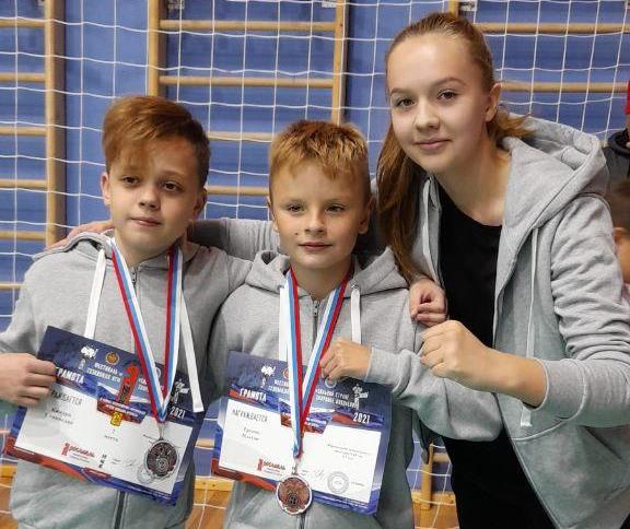 Тхэквондисты из тверской многодетной семьи завоевали награды всероссийского турнира
