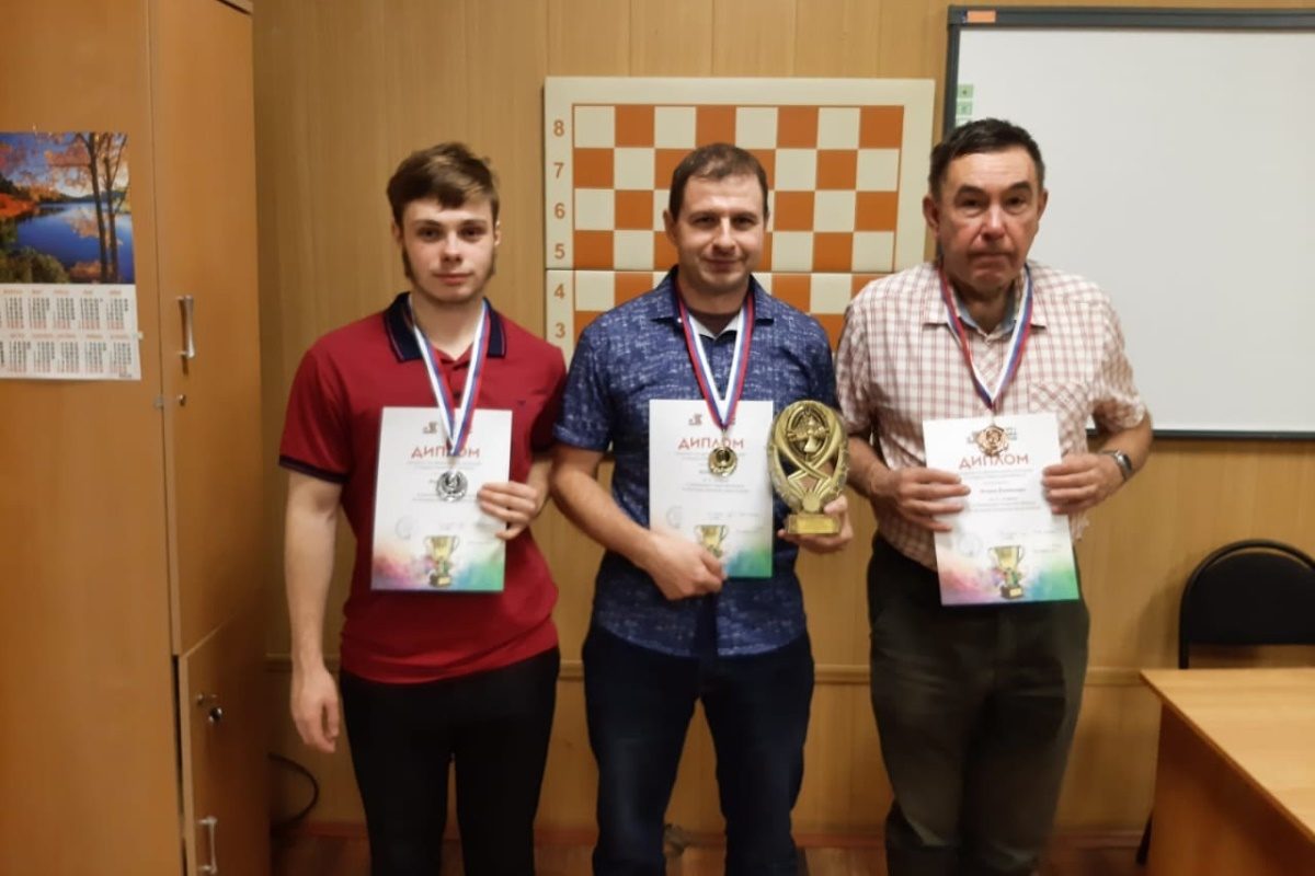 Волочане стали лидерами чемпионата Тверской области по быстрым шахматам
