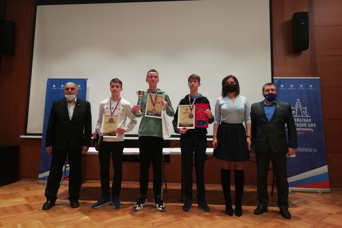 Шахматист из Твери стал победителем первенства ЦФО по молниеносной игре
