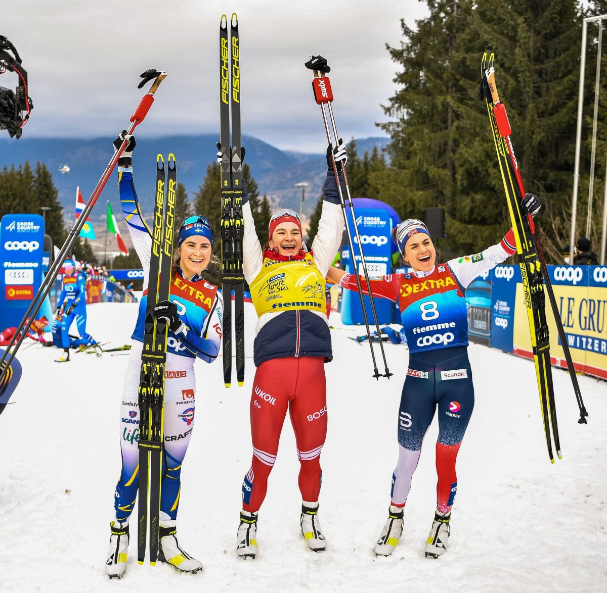 «Это круто!». Наталья Непряева принесла России первую женскую победу в общем зачете Тур де Ски