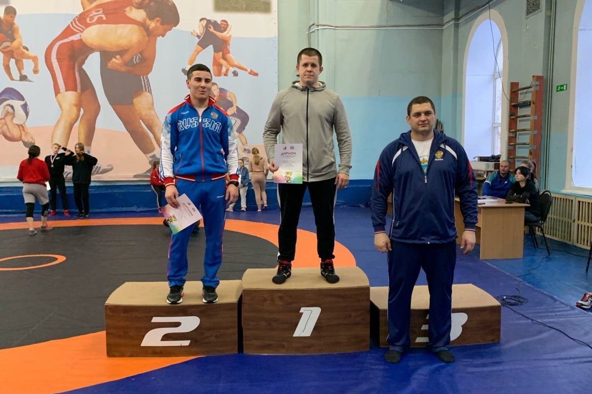 Тренер из Бологое стал чемпионом Тверской области по вольной борьбе