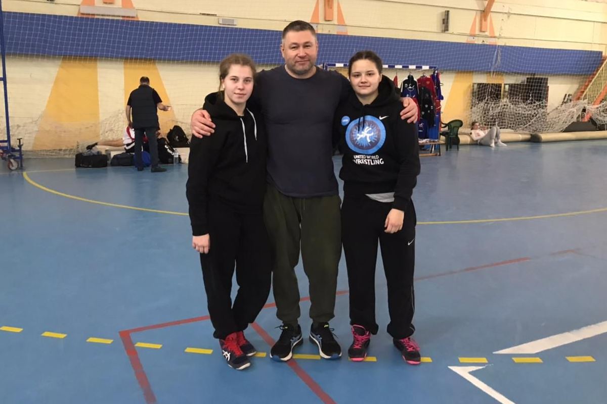 Непобедимая: девушка из Тверской области завоевала два золота ЦФО по женской борьбе
