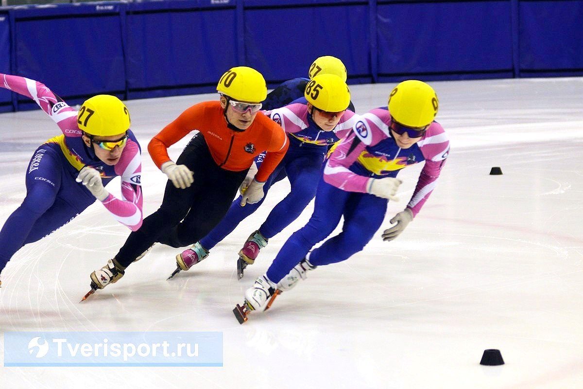 На домашнем льду Денис Орс завоевал серебро первенства России по шорт-треку