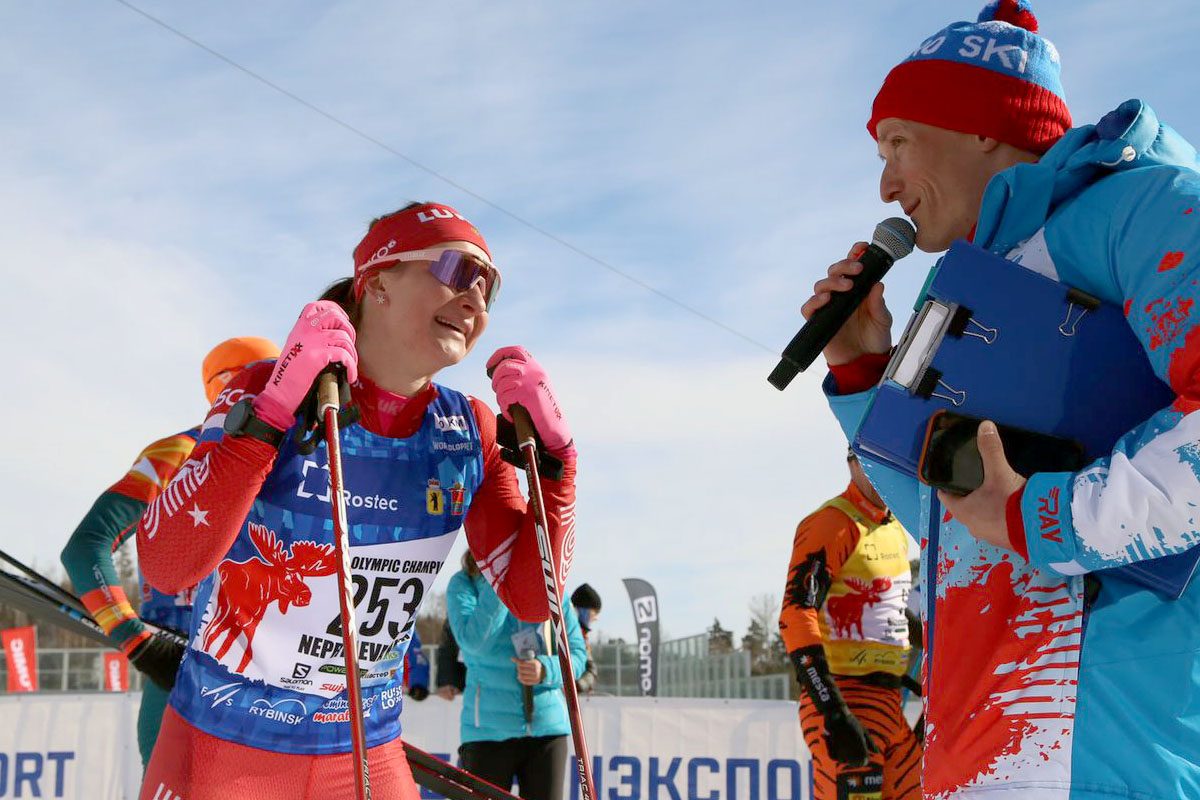 Наталья Непряева одержала уверенную победу на Деминском лыжном марафоне