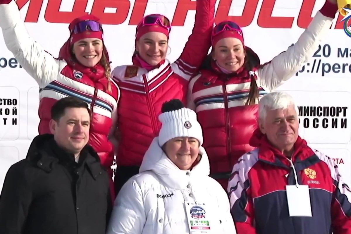 Наталья Непряева стартовала на соревнованиях «Олимпийцы России» с победы в спринте