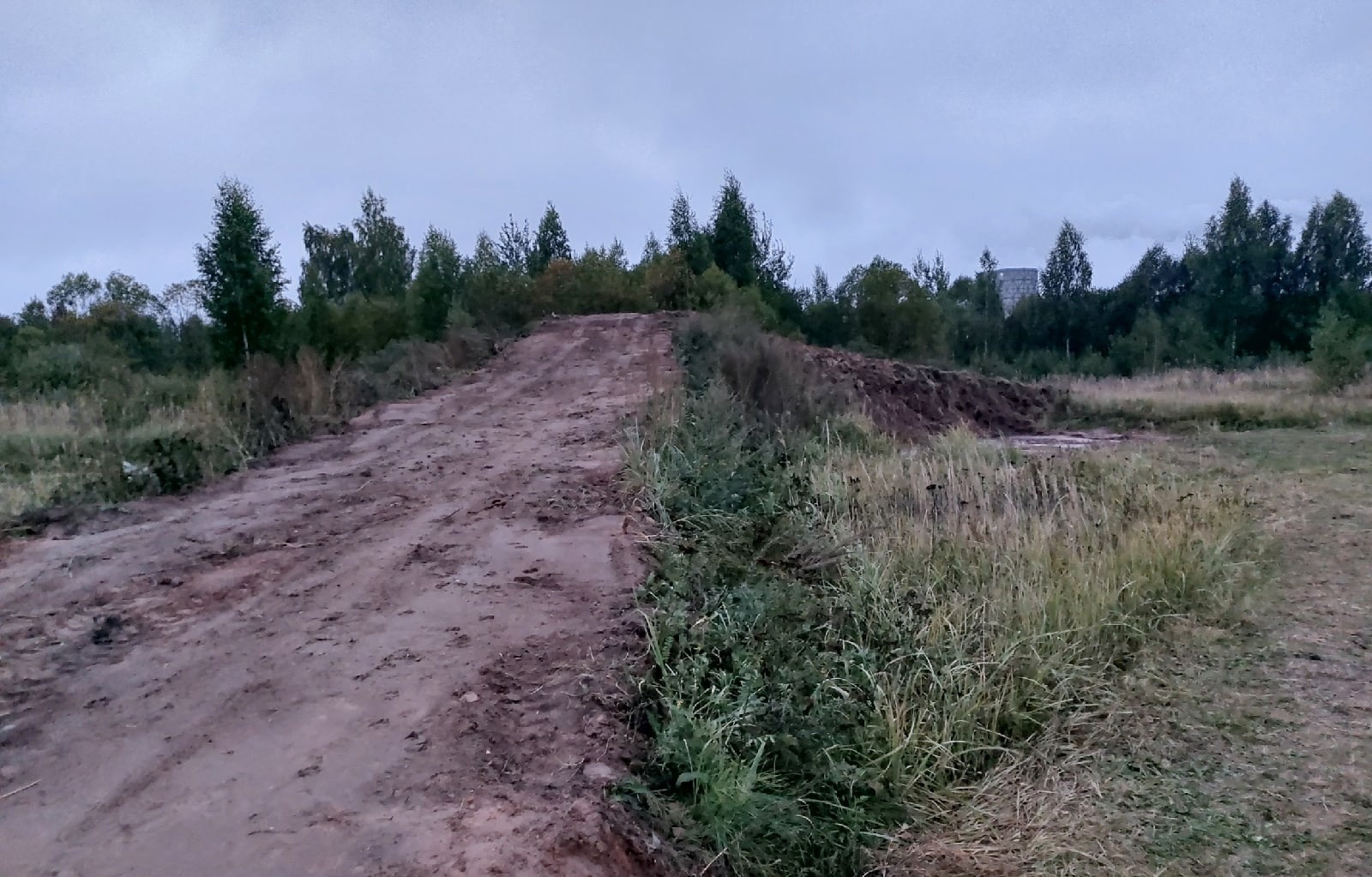 Начали с малого: в Твери энтузиасты превратили пустырь в лыжный стадион