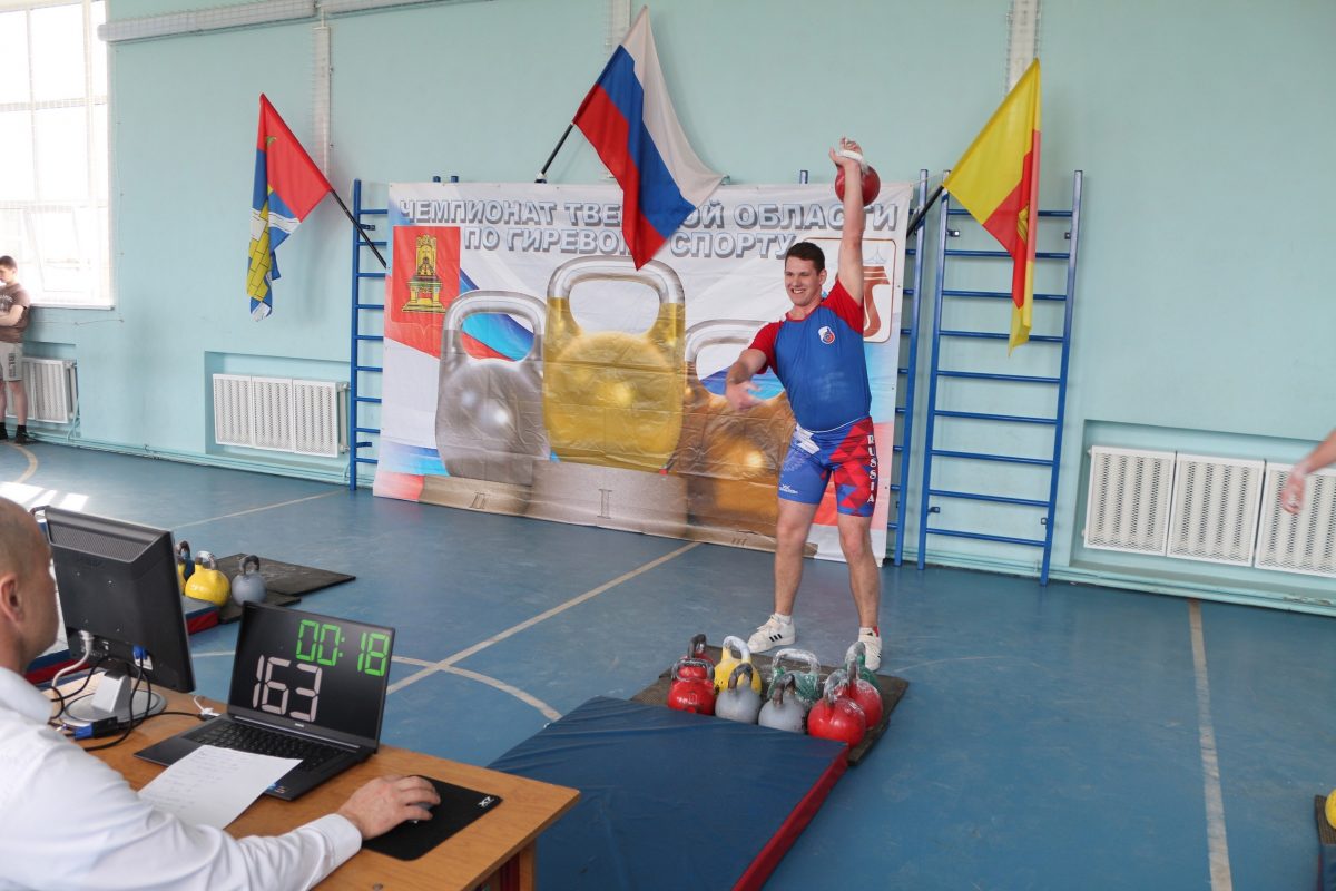15-летняя школьница стала чемпионкой Тверской области среди женщин