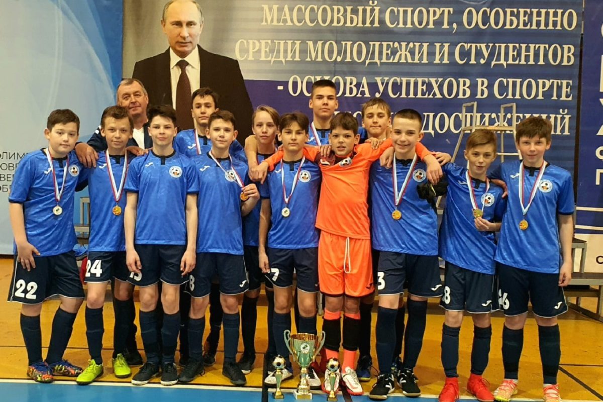 Футболисты Твери завоевали золото первенства области по мини-футболу Футболисты Твери завоевали золото первенства области по мини-футболу