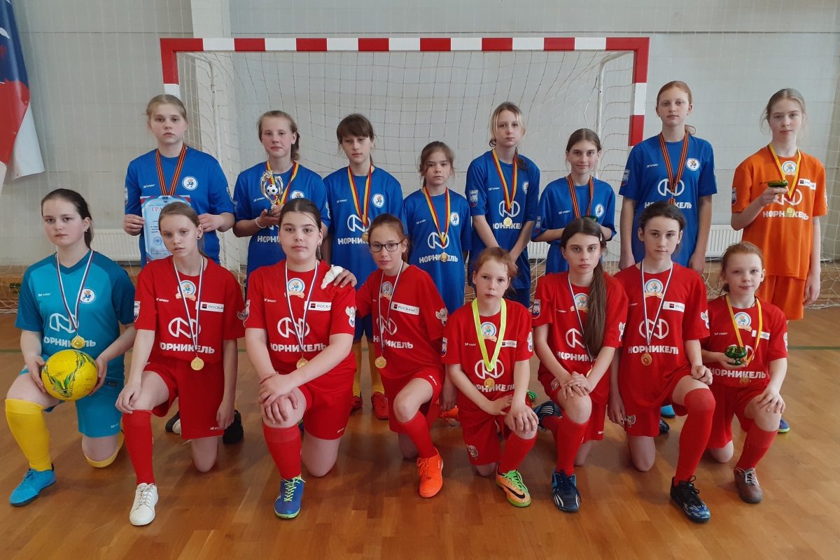 В Тверской области девушки сразились за Кубок Победы по мини-футболу
