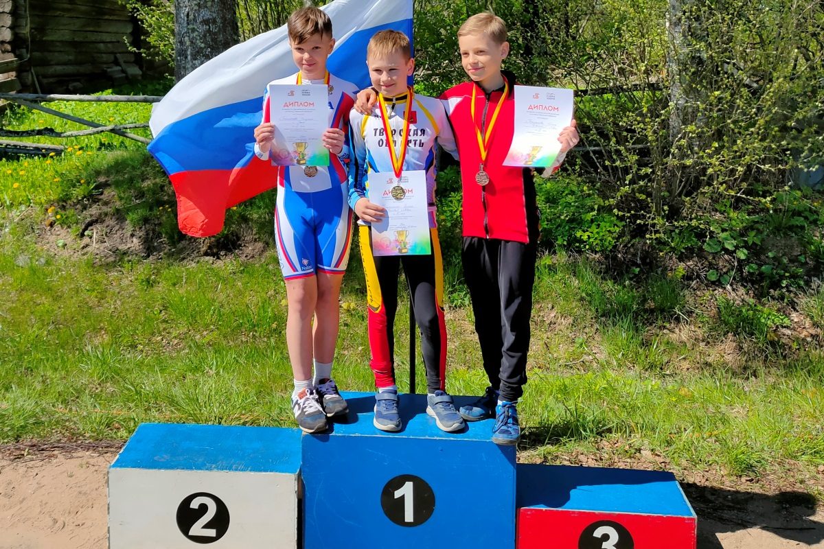 Лучшие велогонщики Тверской области разыграли первые региональные награды 2022 года