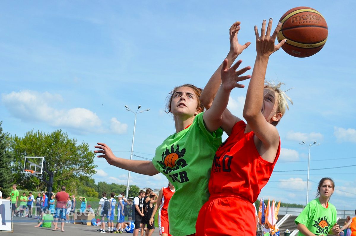 69 команд сразились за призы «Оранжевого мяча» в Твери