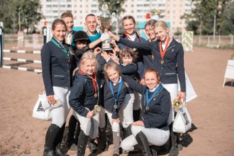 На Олимпе, Персике и Харлее: в Твери прошли чемпионат и первенство области по конкуру и выездке