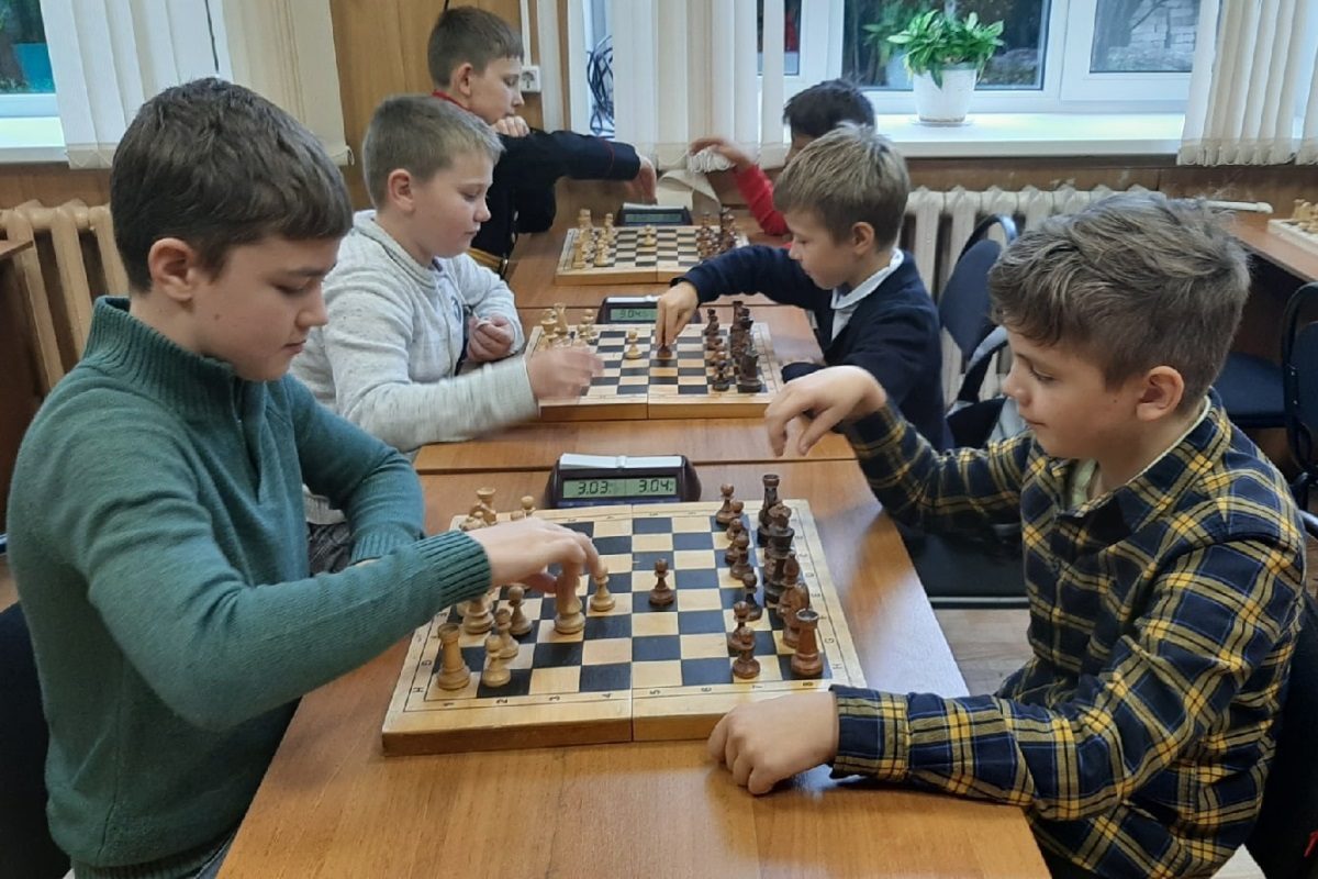 Названы лучшие юные шахматисты Тверской области в молниеносной игре