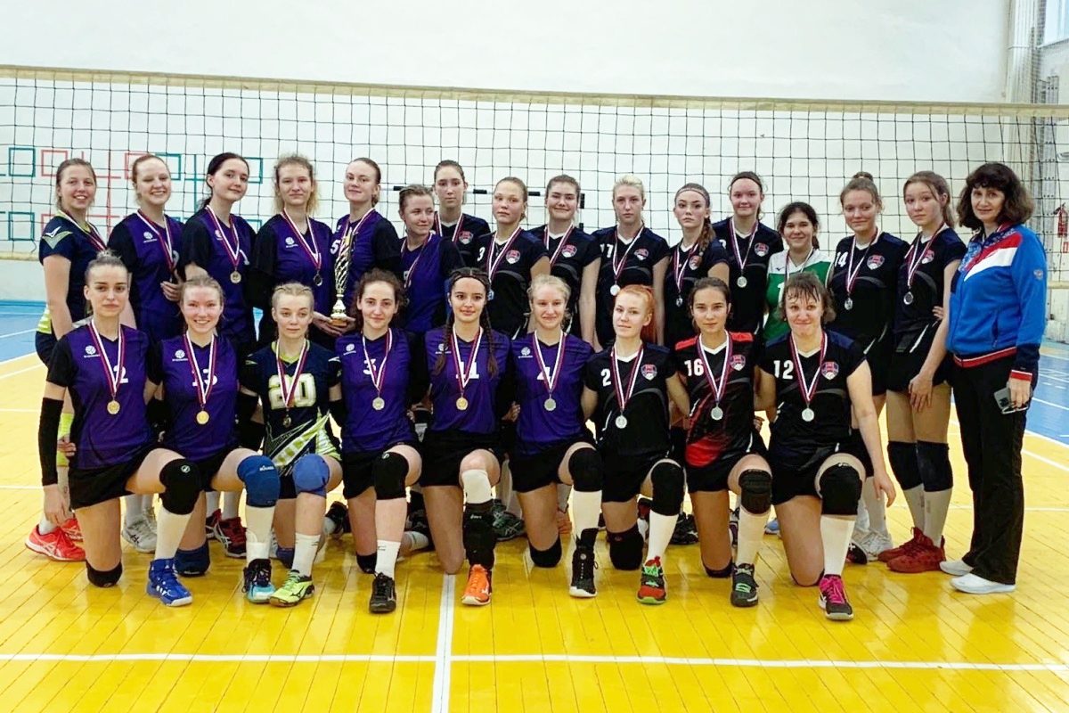 В Твери впервые разыграли Кубок области по волейболу среди женщин