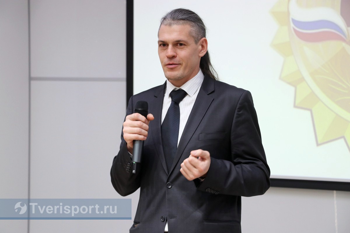 Подарки у ёлки: в Твери наградили спортсменов, тренеров и руководителей федераций