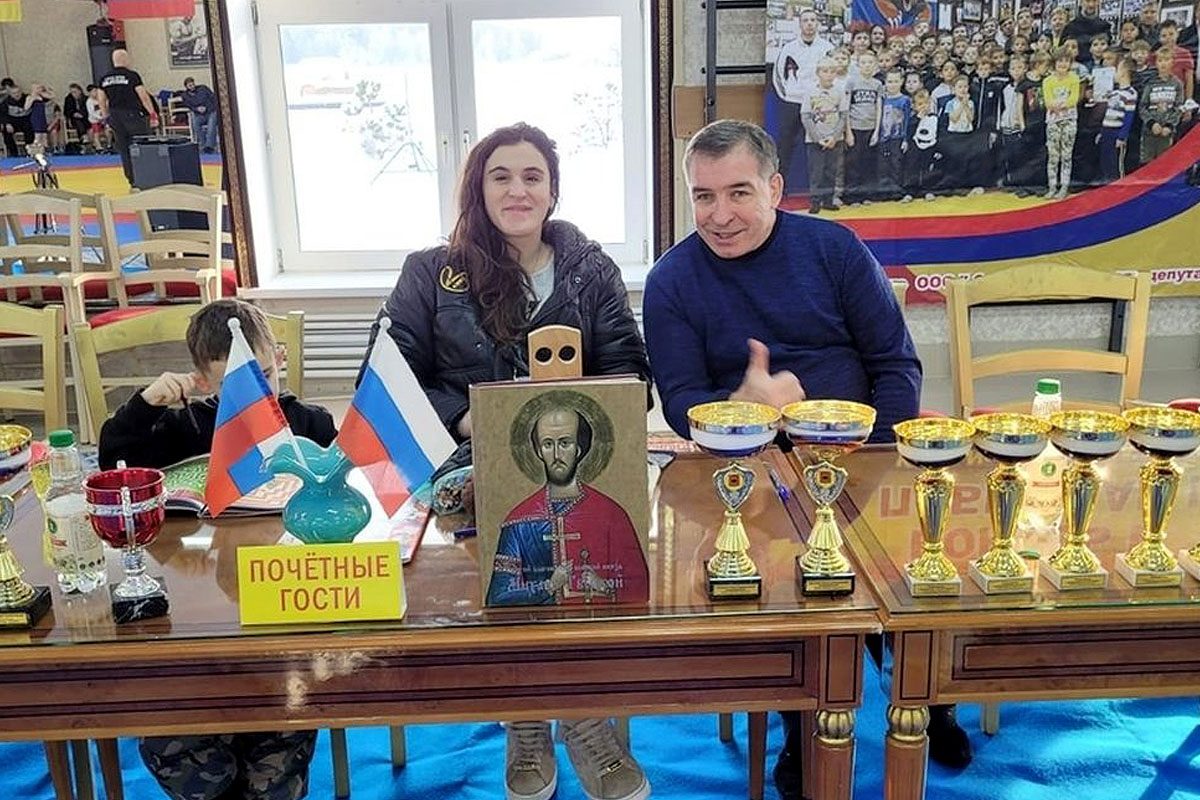 Олимпийская чемпионка Наталья Воробьева стала гостем турнира по вольной  борьбе в Тверской области