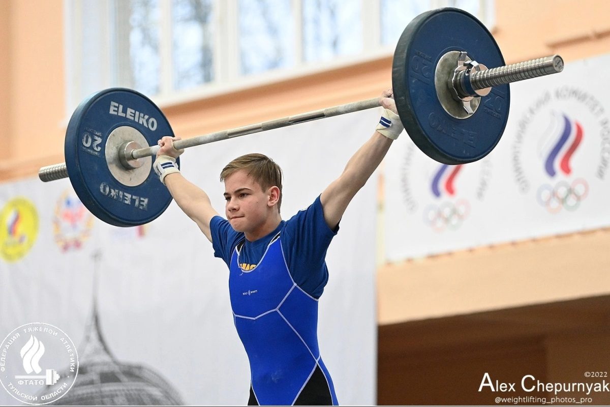13-летний штангист из Тверской области преподнес сенсацию на всероссийском турнире в Туле