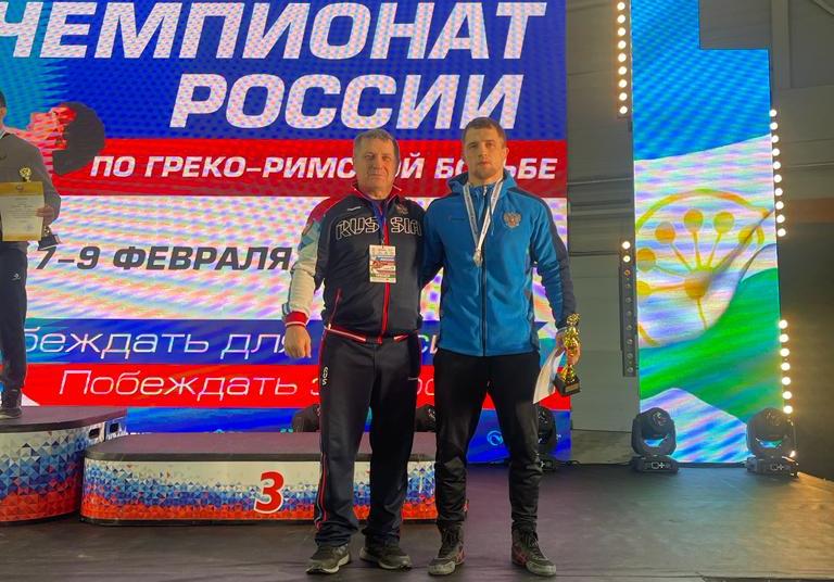 Парни с «Пролетарки»: впервые в истории тверские борцы-классики завоевали четыре медали чемпионата России