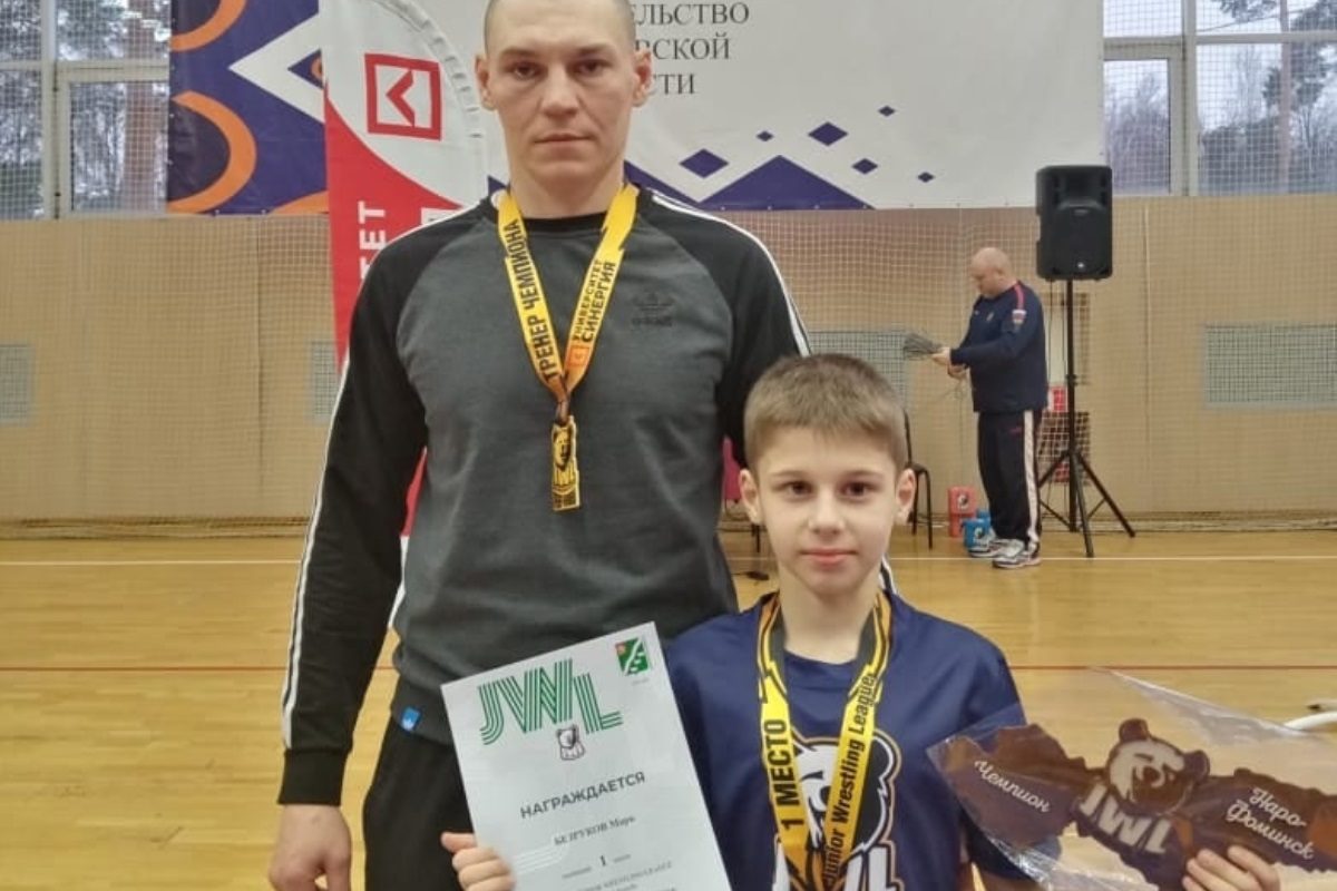 Юный классик из Тверской области завоевал золото этапа Школьной борцовской лиги