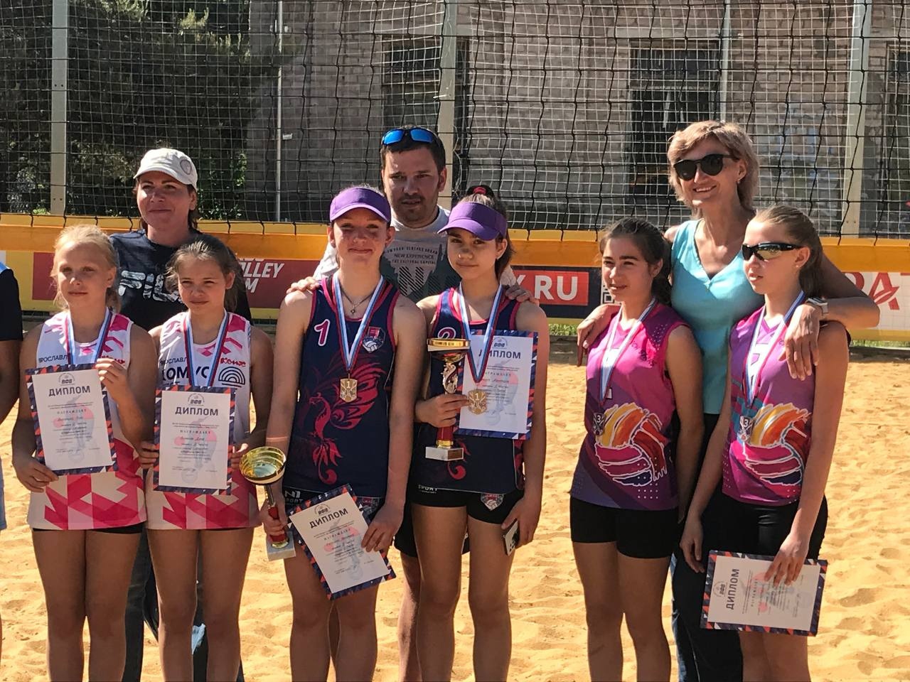 Юные тверичанки завоевали золото исторического первенства ЦФО по пляжному волейболу