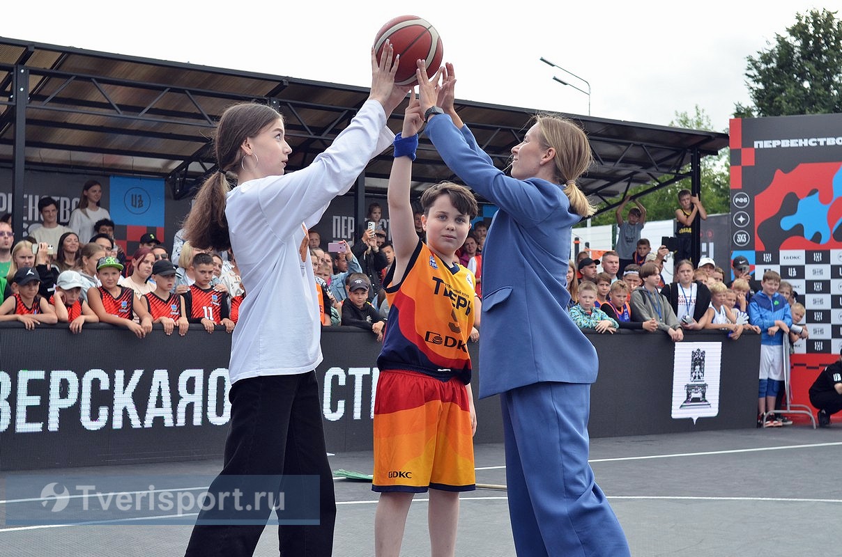 В Твери открылся самый большой Центр уличного баскетбола в России