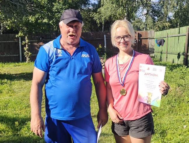 77-летний Владимир Лядов с новым рекордом завоевал золото Кубка области по городкам