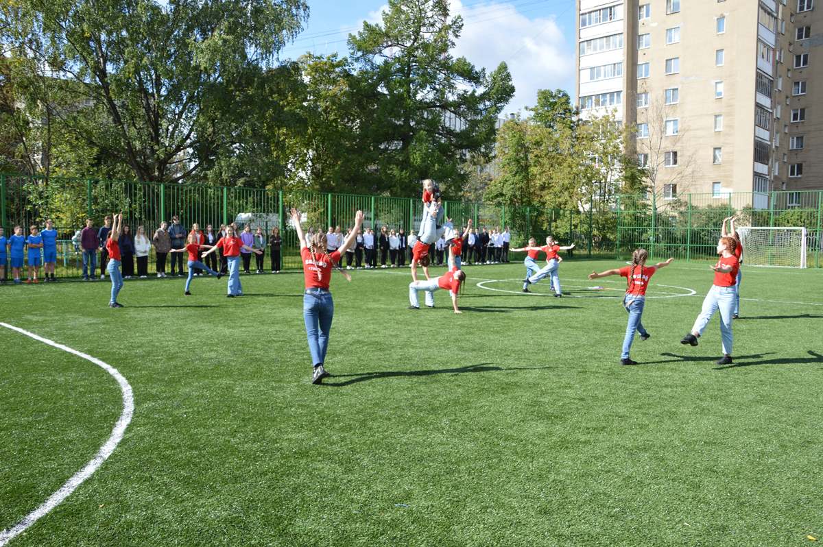 В Твери открыли новое мини-футбольное поле