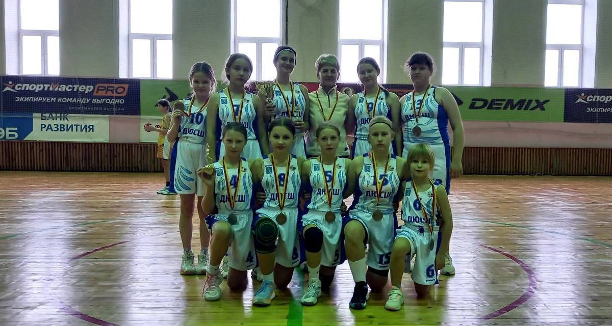Баскетболистки Максатихи завоевали золото Тверской области