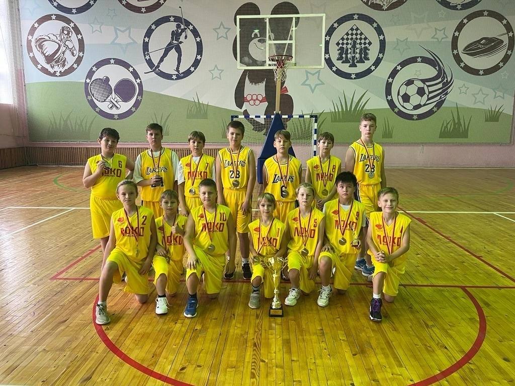 Баскетболисты Твери собрали все награды юношеского первенства области