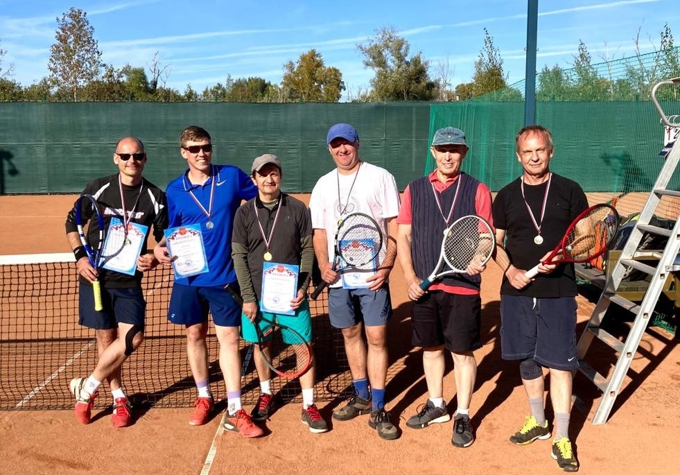 Теннисисты из четырех городов сразились за награды  в Вышнем Волочке