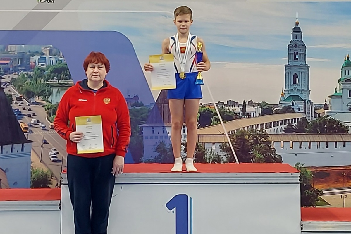 Тверской школьник покорил пьедестал первенства России по прыжкам на батуте