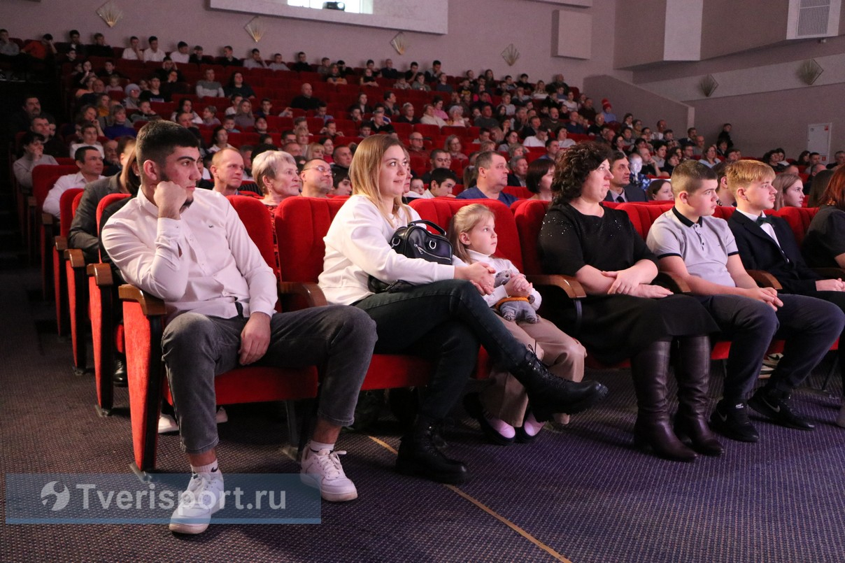«Главный подарок – Аврора!»: одна из ведущих спортивных школ Тверской области отметила золотой юбилей