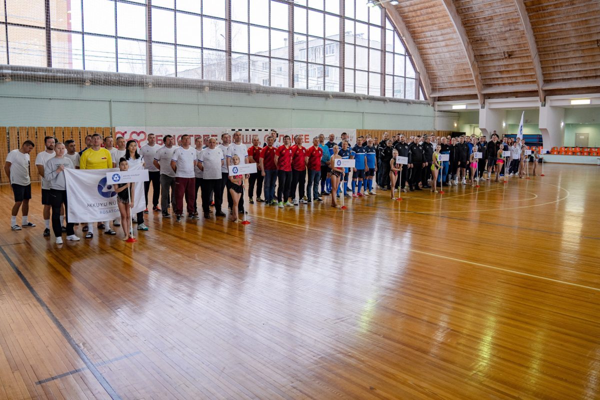 Теннисисты Удомли завоевали восемь медалей масштабного турнира среди сотрудников Росатома