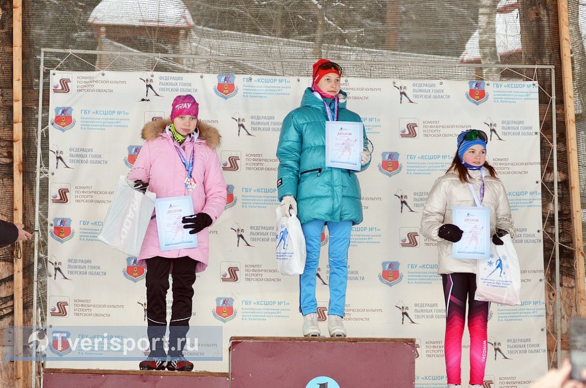 Подарок на мамин юбилей: Дмитрий Непряев оформил золотой дубль в гонках на призы старшей сестры