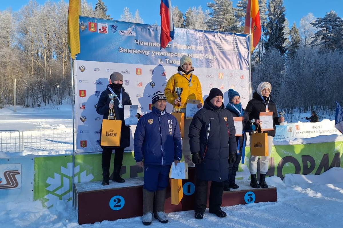 Мчались на лыжах, стреляли и боролись: под Тверью прошел чемпионат России по зимнему универсальному бою