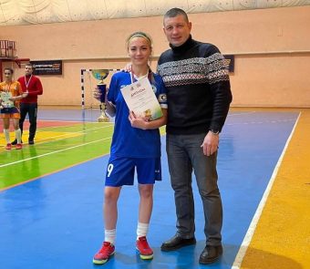 Футболистки тверской СШОР вернули себе титул чемпионок области
