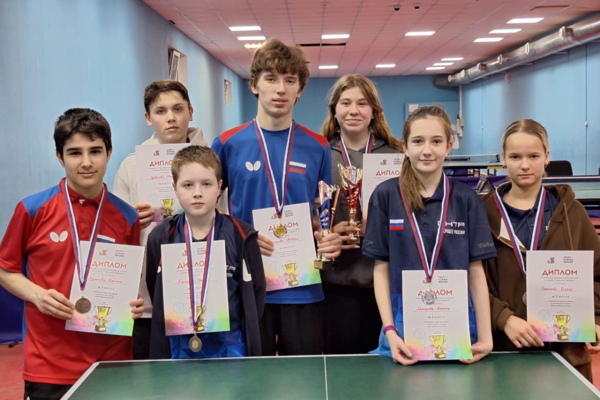 Тверской теннисист на первенстве области обыграл сверстников и соперников старшего возраста